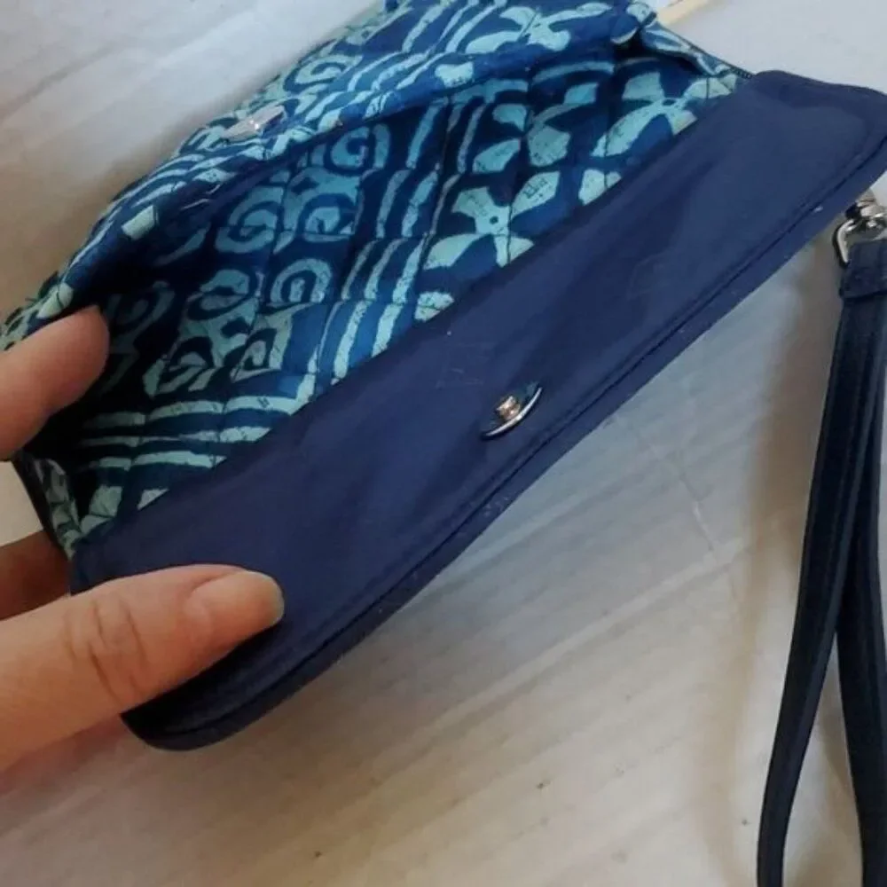 Vera Bradley Wallet Clutch Wristlet Zip Around Blue Cuban Tiles Women's Woman's - Picture 15 of 16